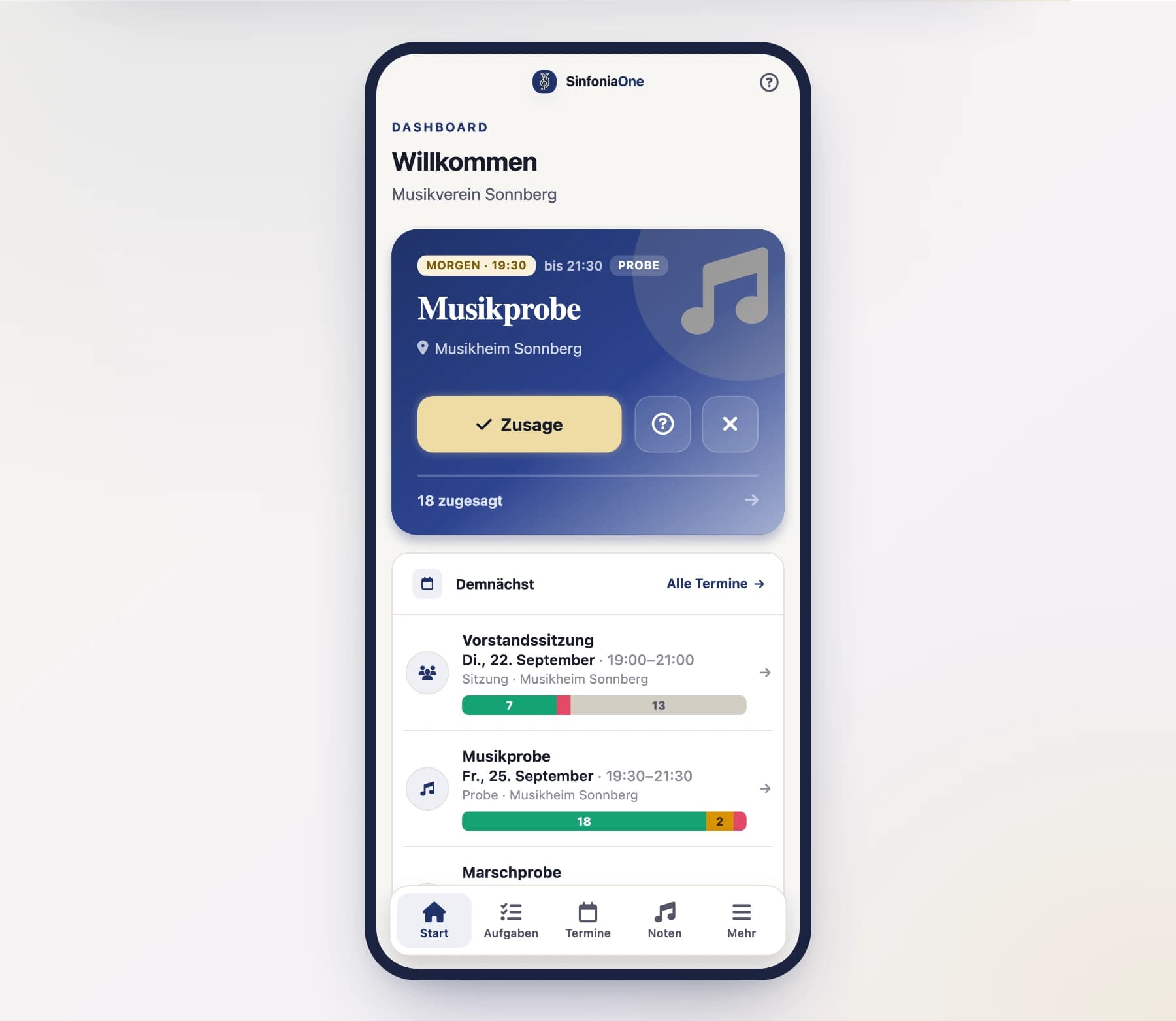 Desktop-Ansicht mit linker Seitenleiste (Sidebar) und Vereins-Umschalter oben am Handy