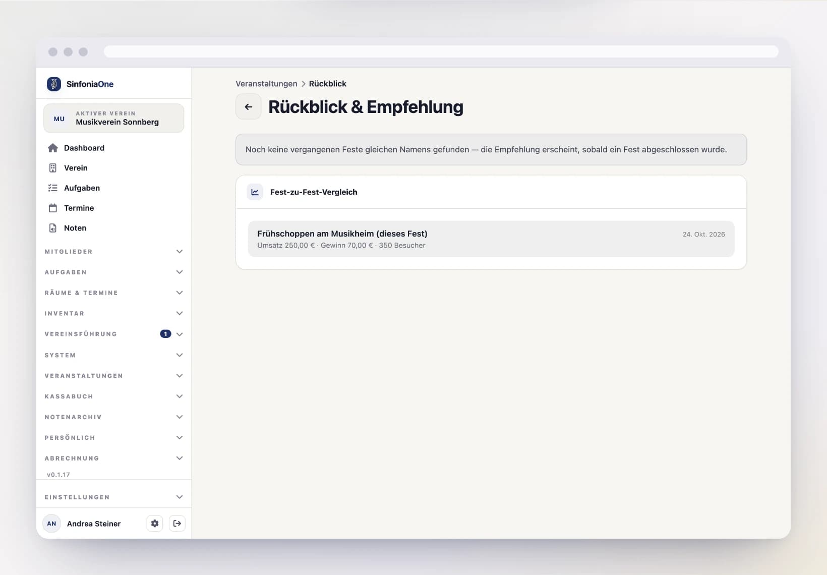 Fest-Rückblick (EventLookbackScreen) mit dem Vergleich mehrerer Jahre am Computer