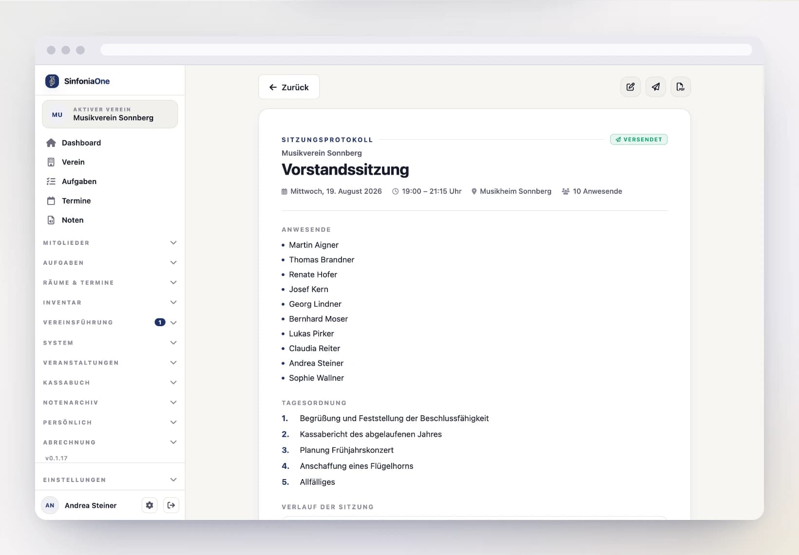 Leseansicht (MinutesReaderScreen) mit formell formatiertem Protokoll und Anwesenheitsliste am Computer